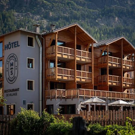 Hotel Restaurant Le Monetier Buitenkant foto