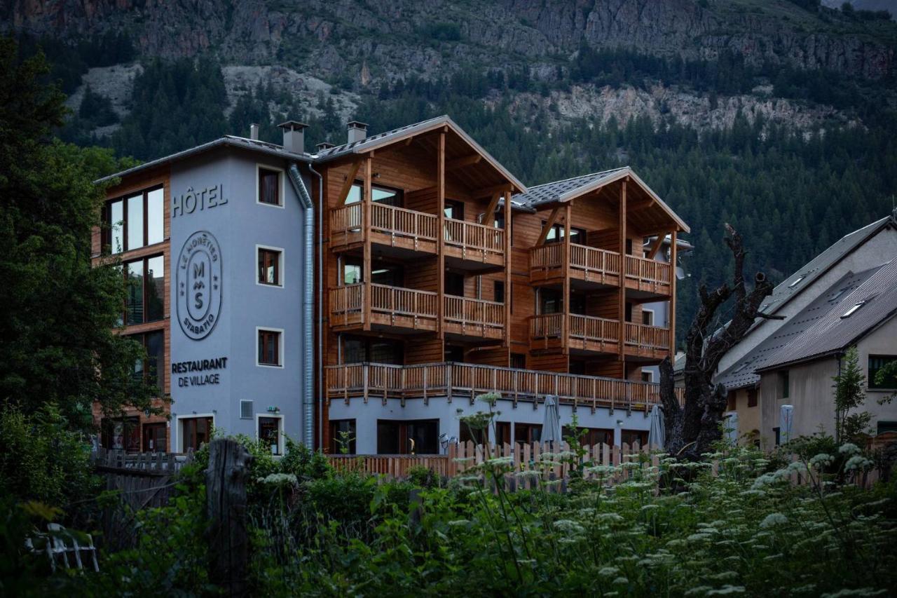 Hotel Restaurant Le Monetier Buitenkant foto